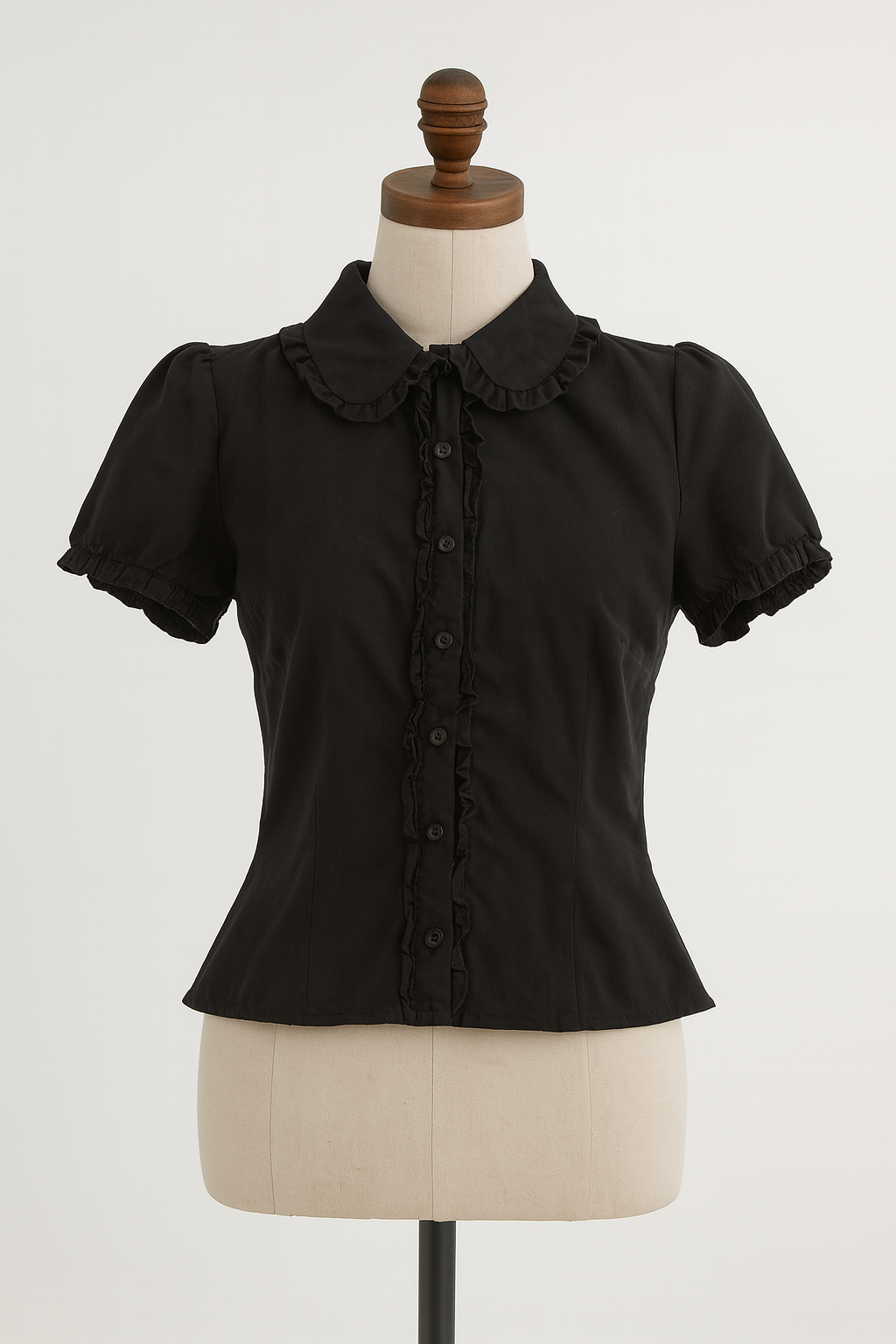 round collar black cropped blouse